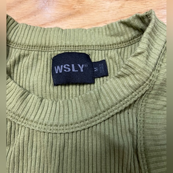 Rivington Ribbed Cropped Tank - Picture 3 of 3